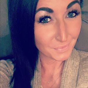 Meet your Posher, Melanie